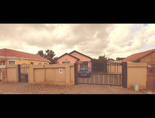 3 BEDROOM HOUSE FOR SALE IN SOSHANGUVE XX